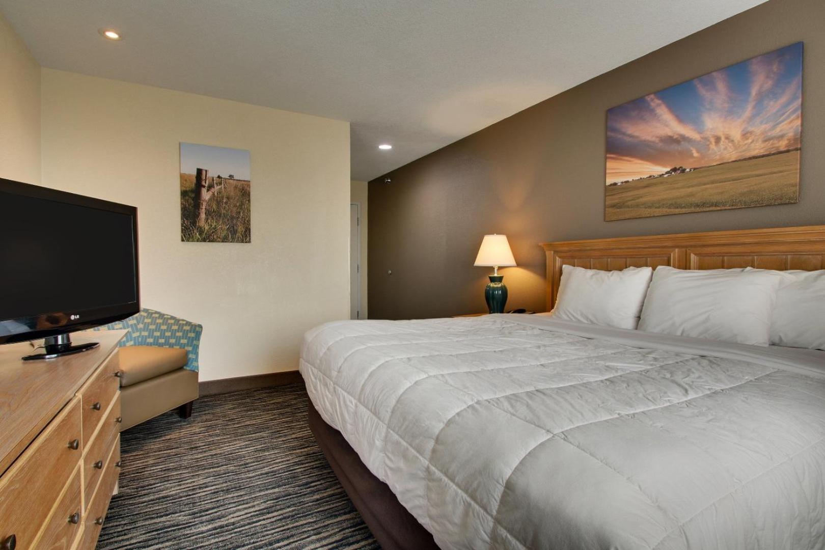Everspring Inn & Suites Oskaloosa ภายนอก รูปภาพ