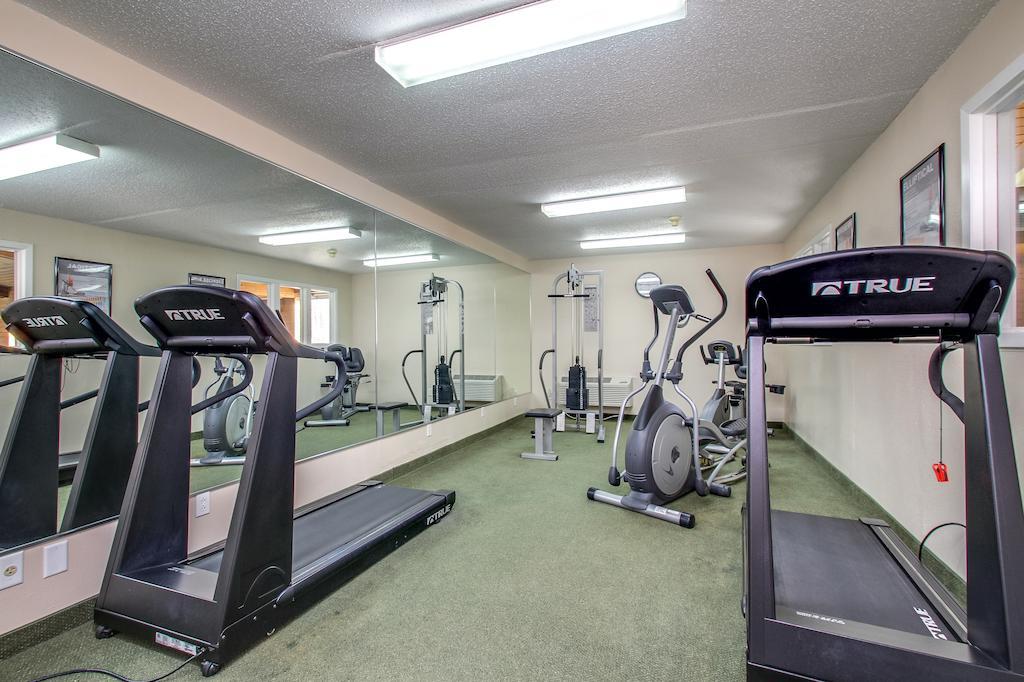 Everspring Inn & Suites Oskaloosa ภายนอก รูปภาพ